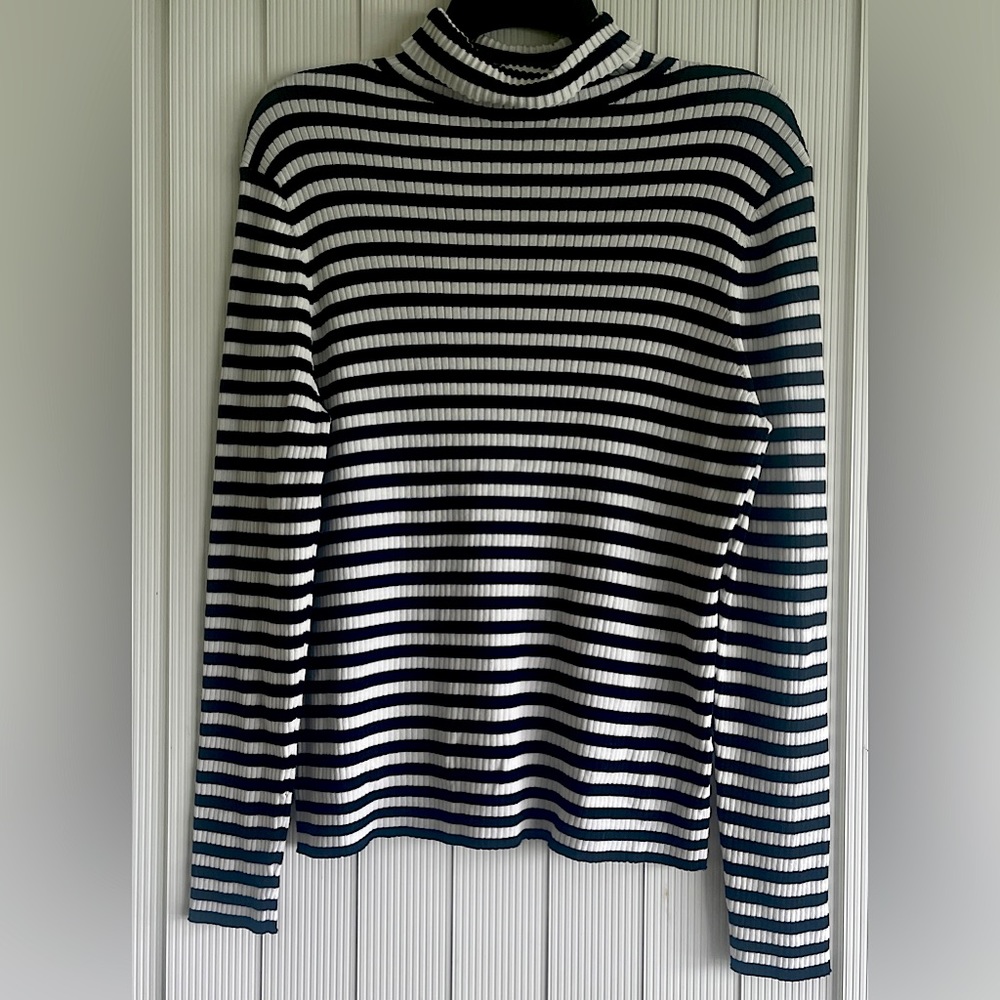 Trina Turk Fitted Long Sleeve